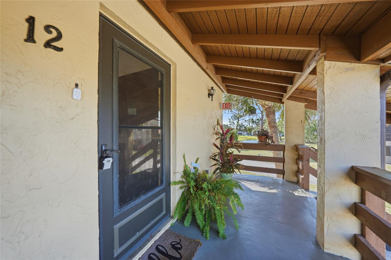 Image 24 of 43 For 9 Quails Run Boulevard 12