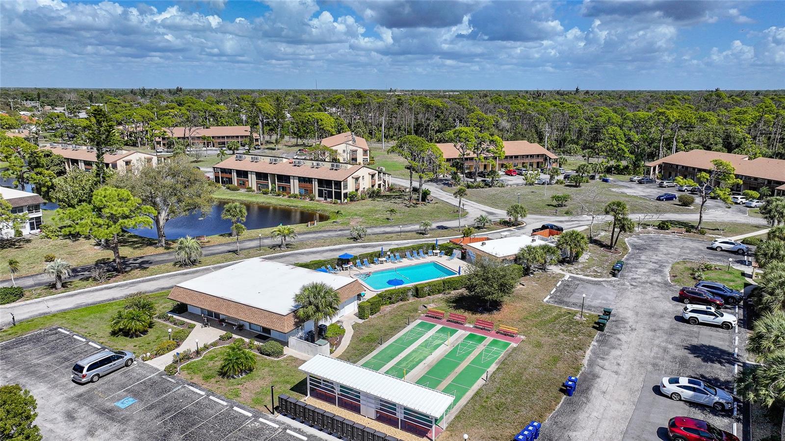 Image 38 of 43 For 9 Quails Run Boulevard 12