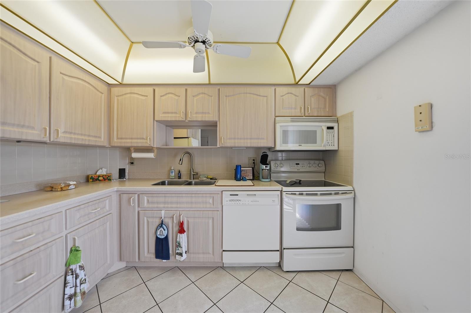 Image 9 of 43 For 9 Quails Run Boulevard 12