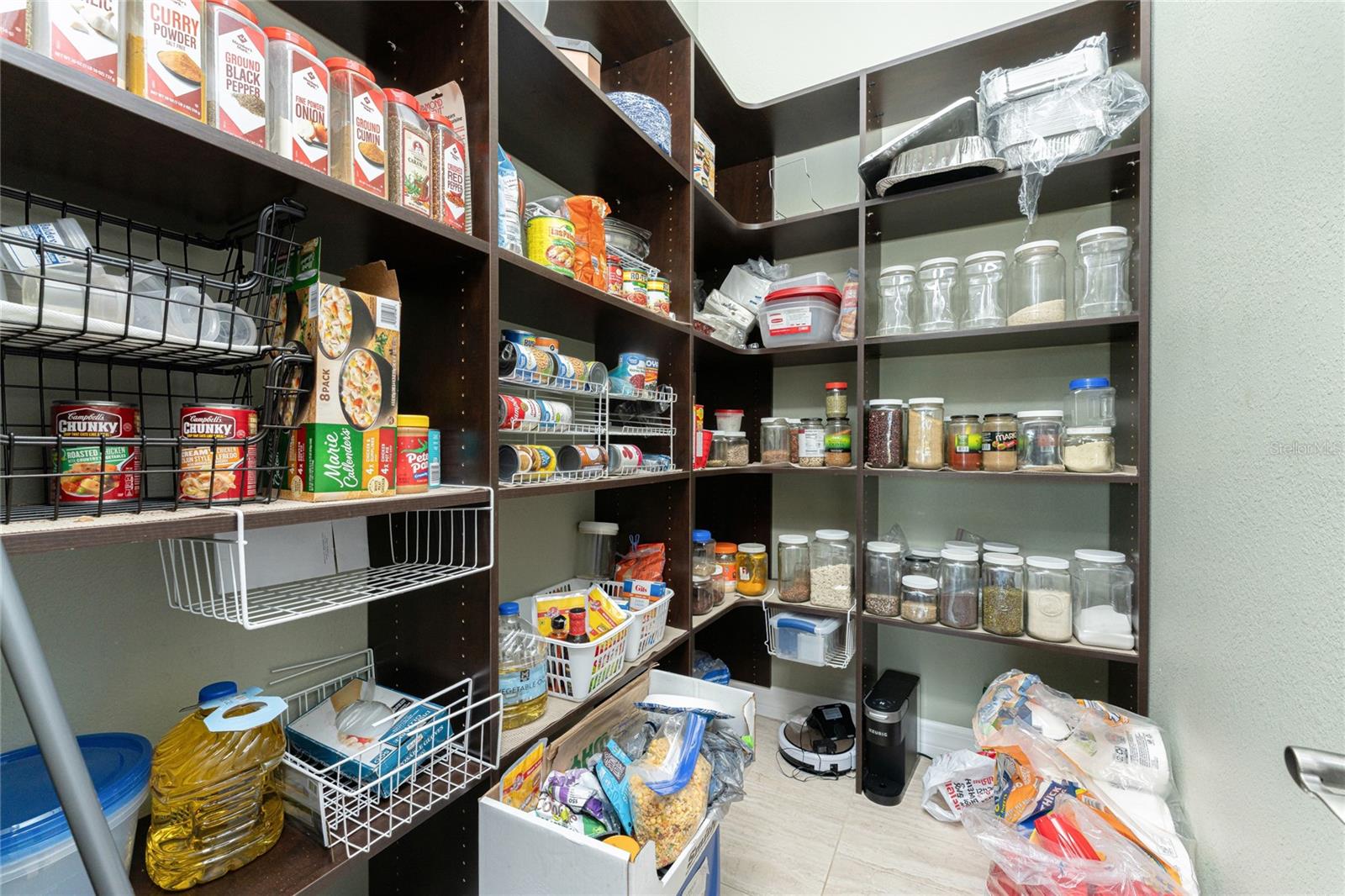 Image 20 of 72 For 174 Rotonda Boulevard E