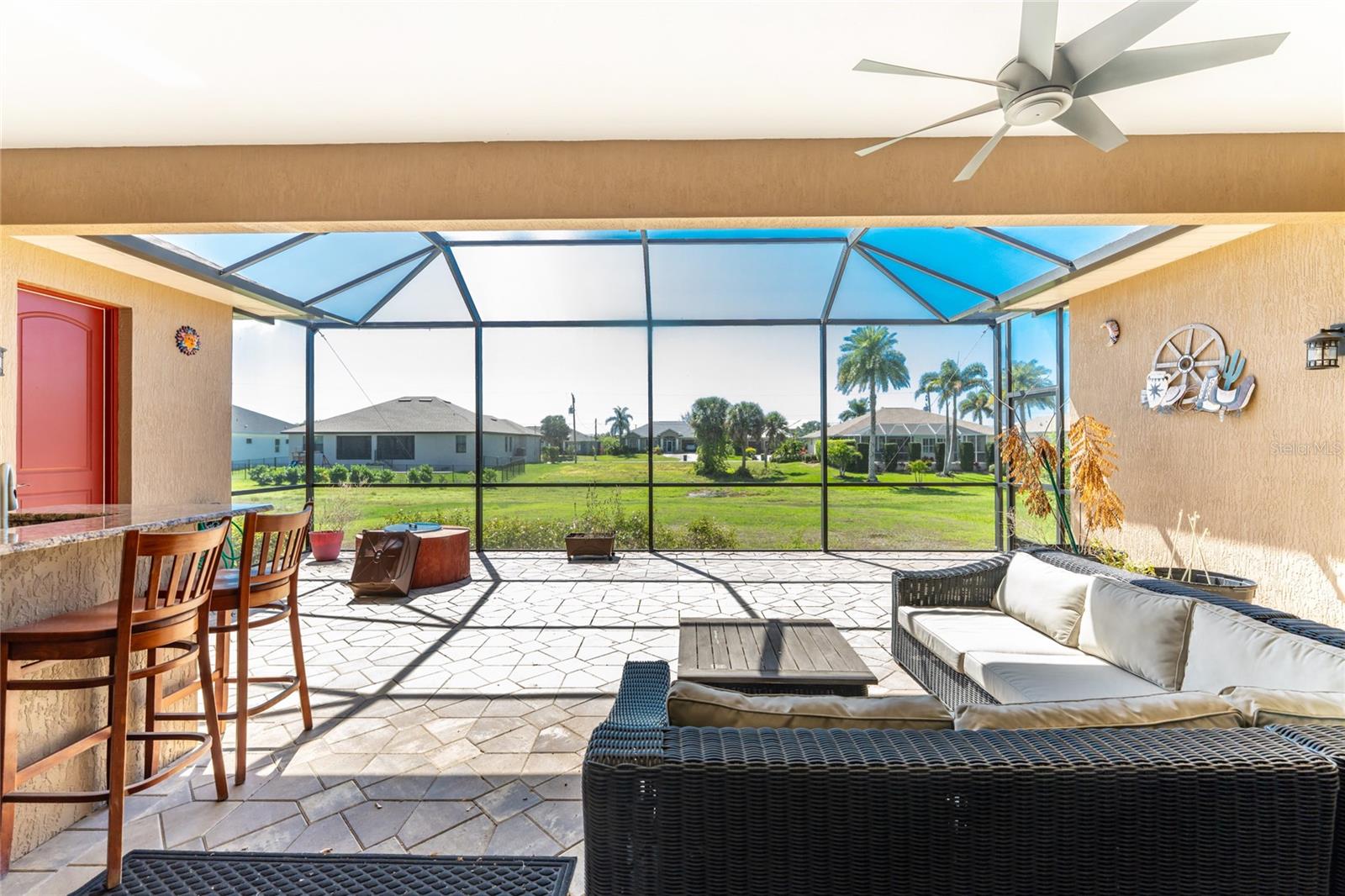 Image 49 of 72 For 174 Rotonda Boulevard E