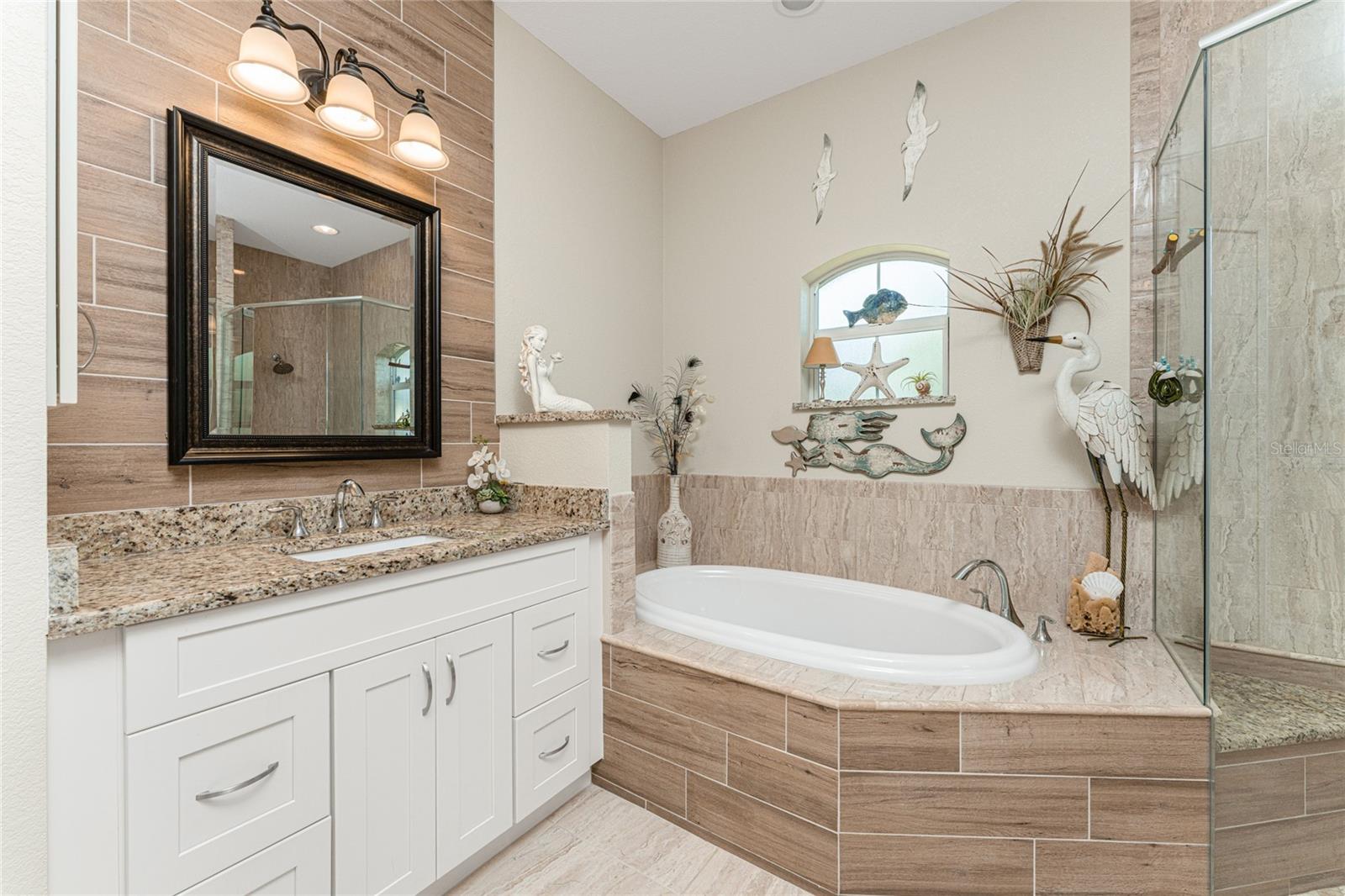 Image 28 of 66 For 601 Boundary Boulevard