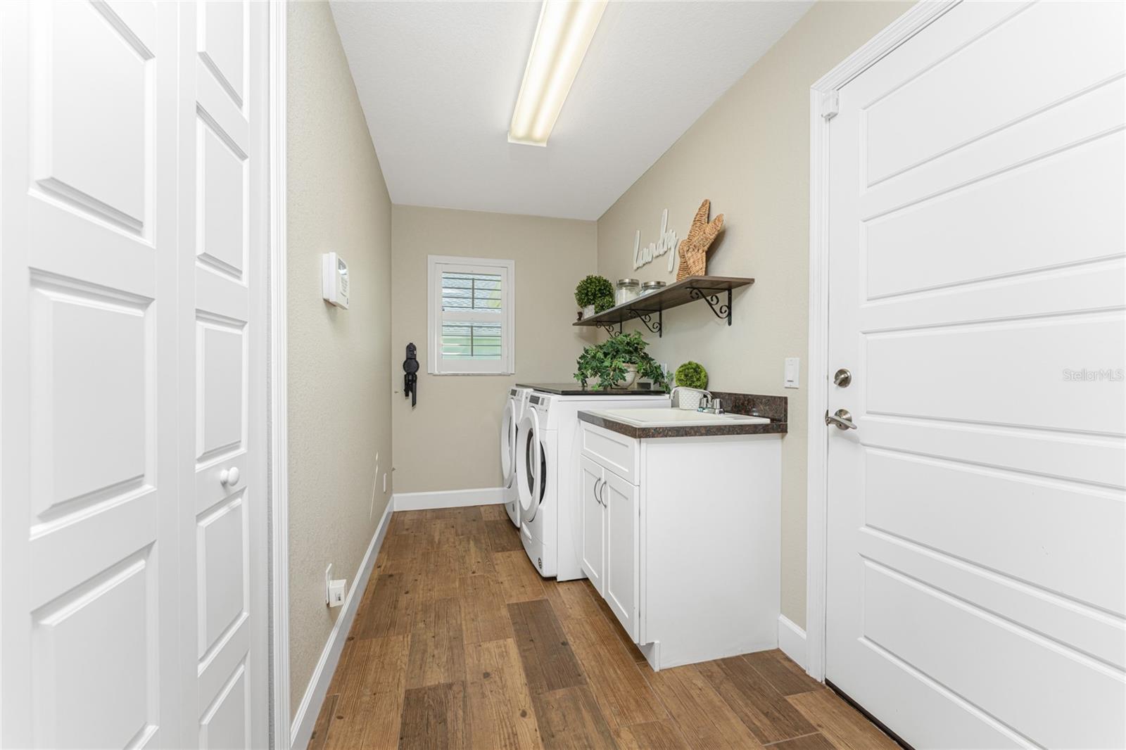 Image 39 of 66 For 601 Boundary Boulevard