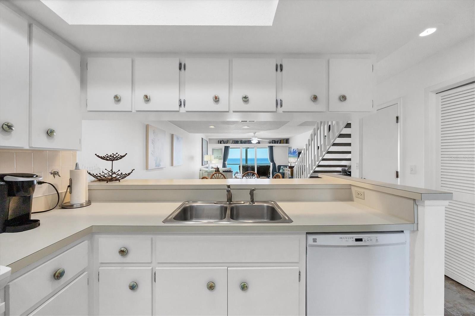 Image 14 of 45 For 301 Gulf Boulevard 10