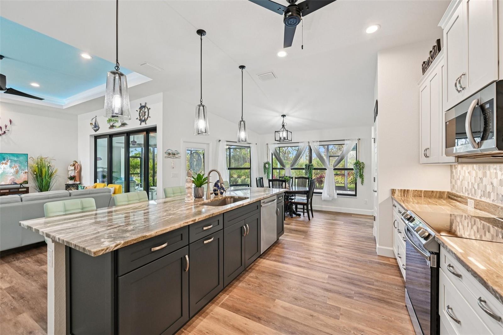 Image 15 of 52 For 34 Medalist Way