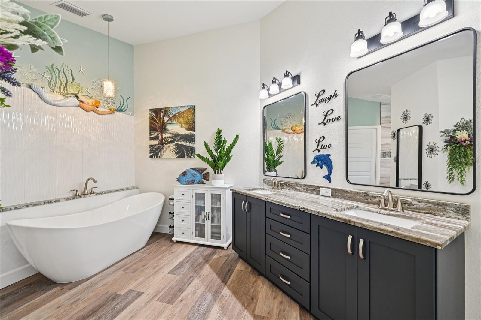 Image 20 of 52 For 34 Medalist Way