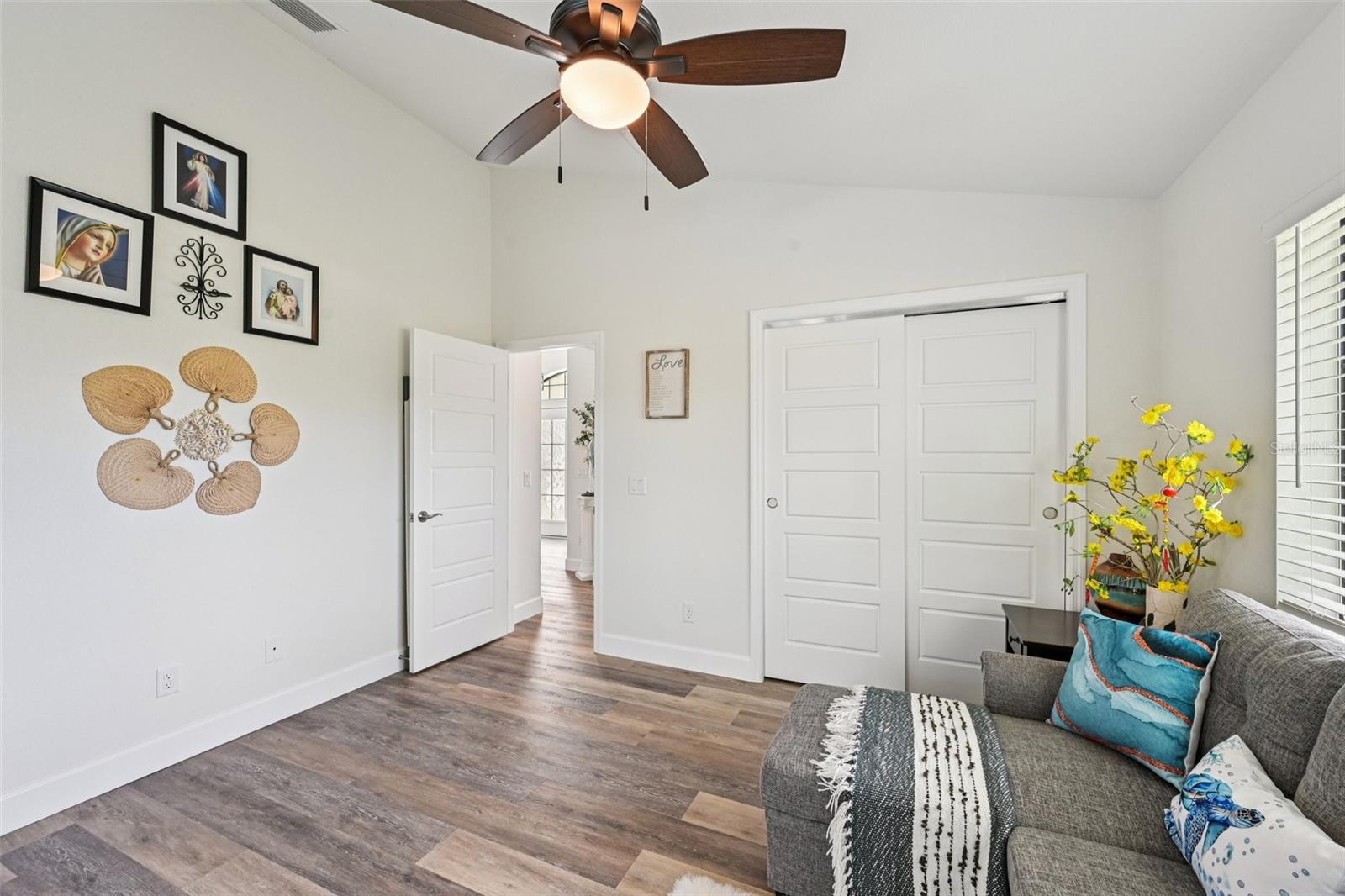 Image 28 of 52 For 34 Medalist Way