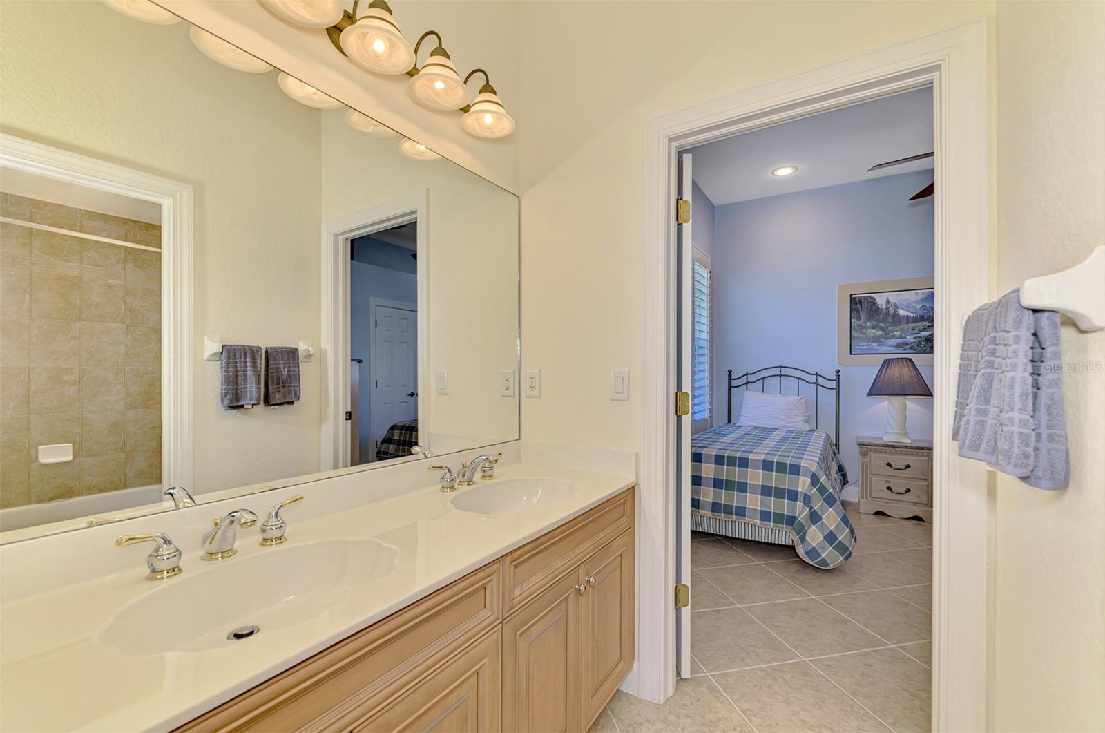 Image 41 of 100 For 2635 Myakka Marsh Lane