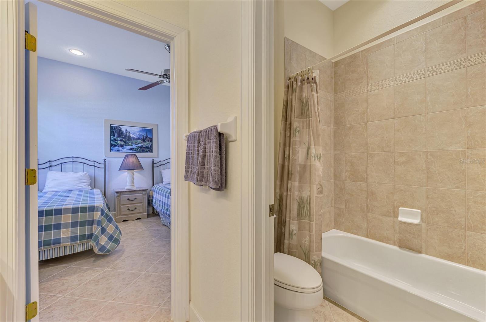 Image 42 of 100 For 2635 Myakka Marsh Lane