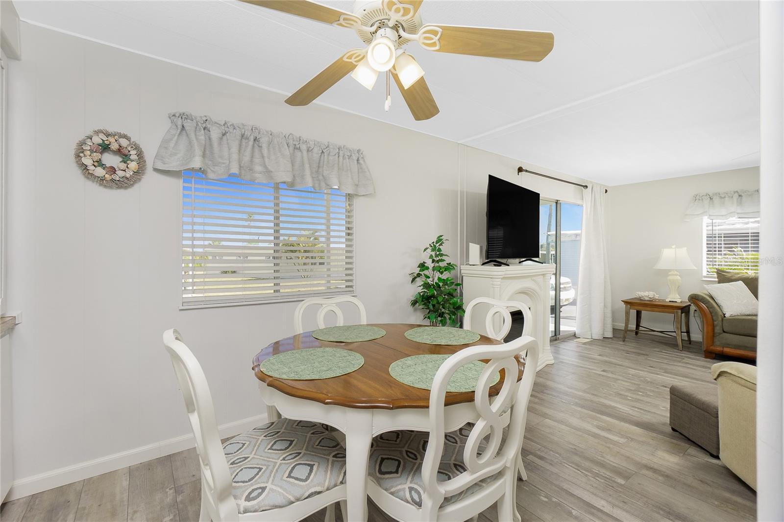 Image 10 of 36 For 532 Walnut Circle