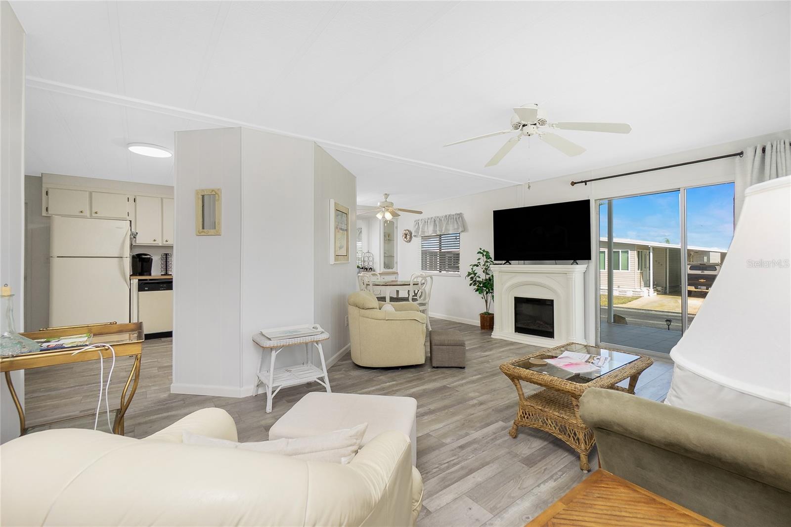 Image 13 of 36 For 532 Walnut Circle