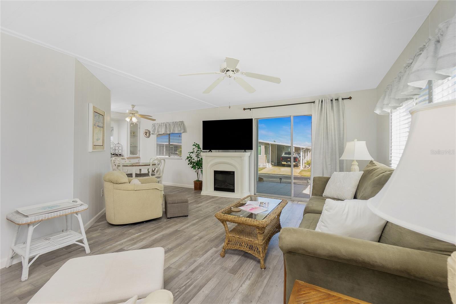 Image 14 of 36 For 532 Walnut Circle