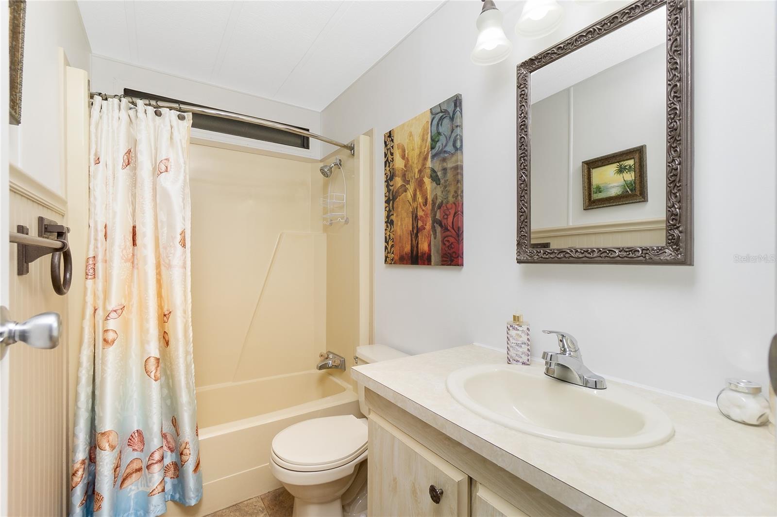 Image 16 of 36 For 532 Walnut Circle