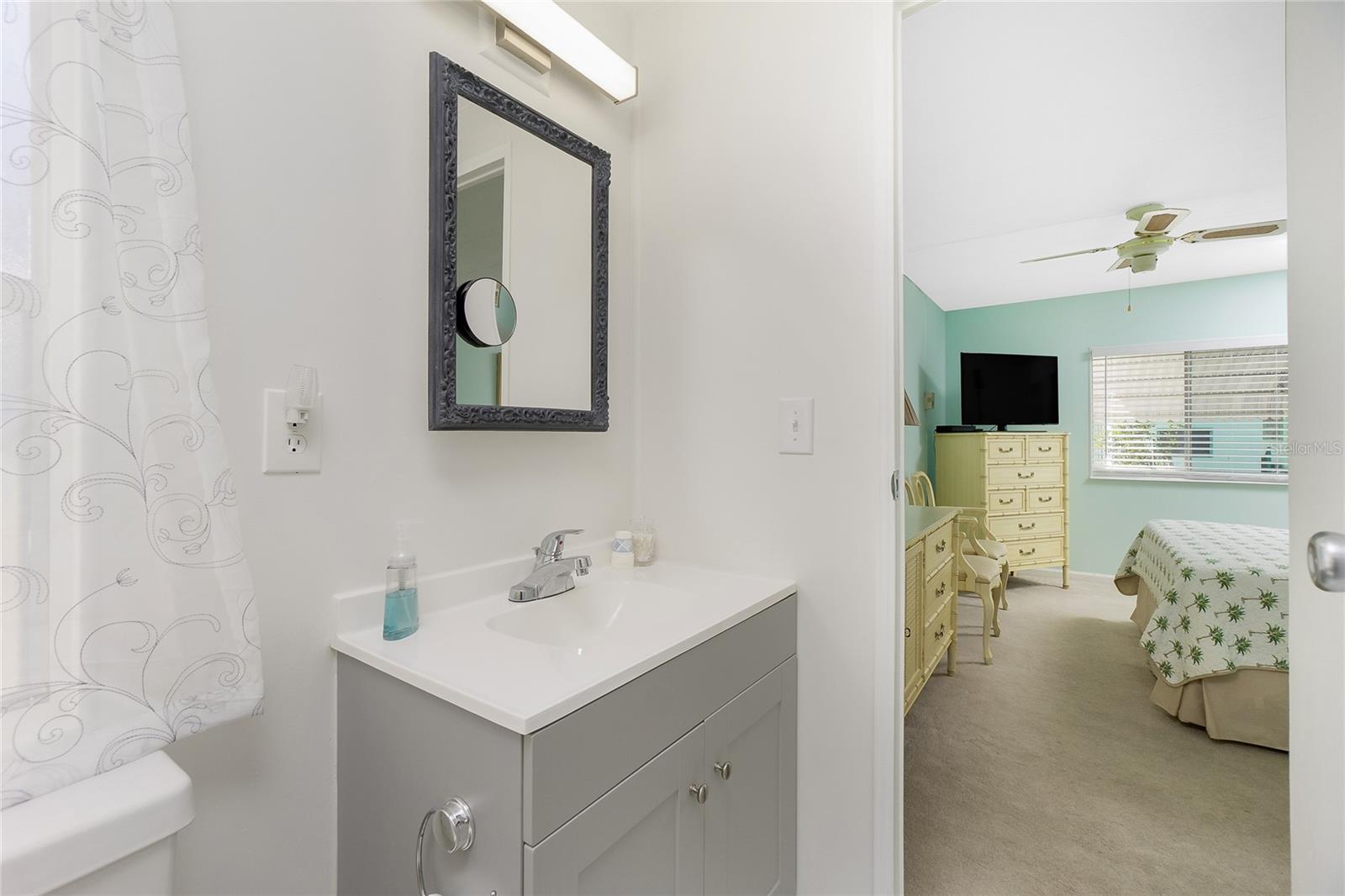 Image 22 of 36 For 532 Walnut Circle