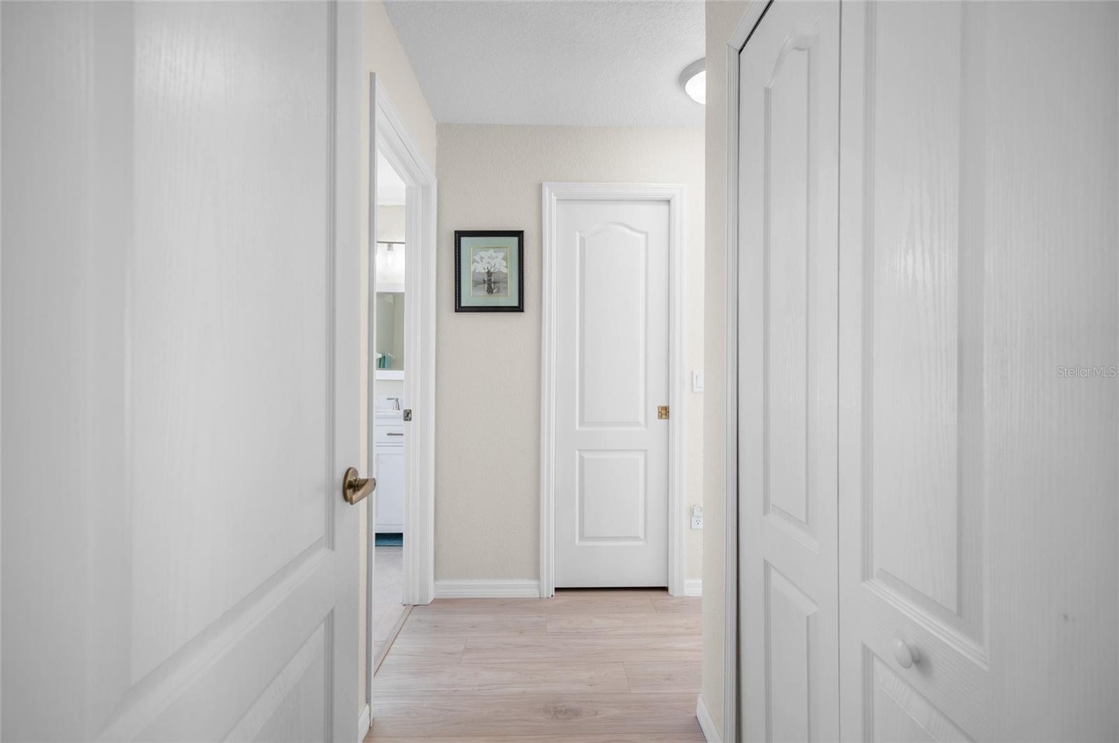 Image 21 of 59 For 27 Mariner Lane