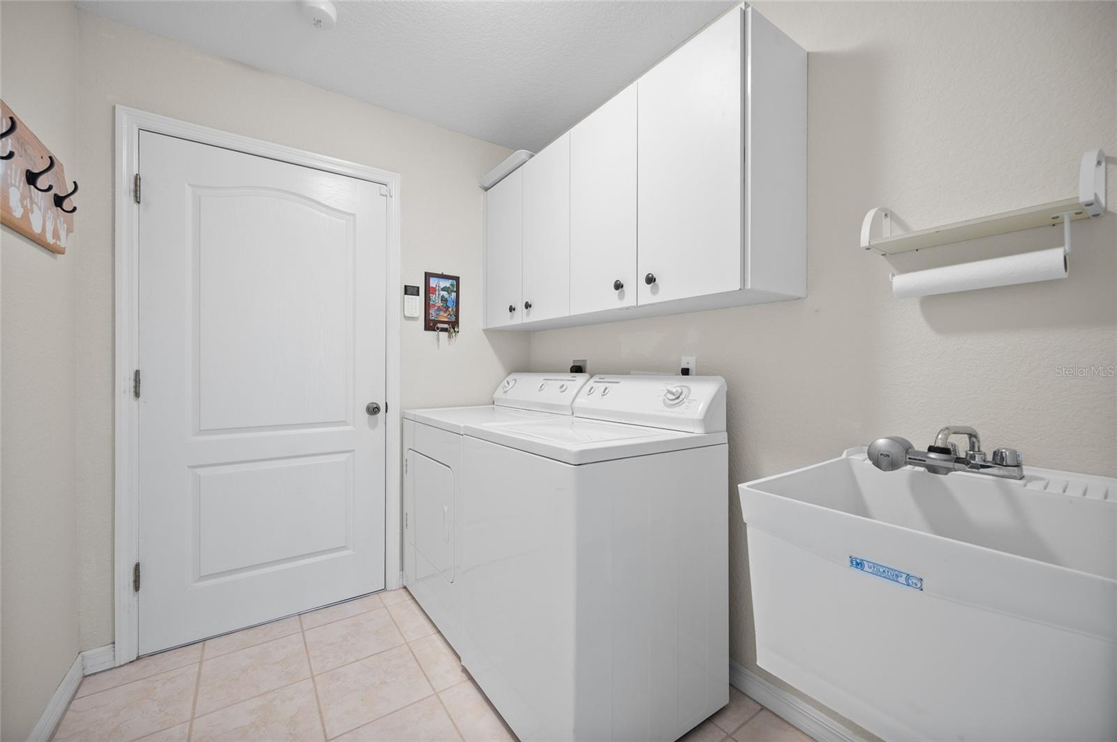 Image 34 of 59 For 27 Mariner Lane