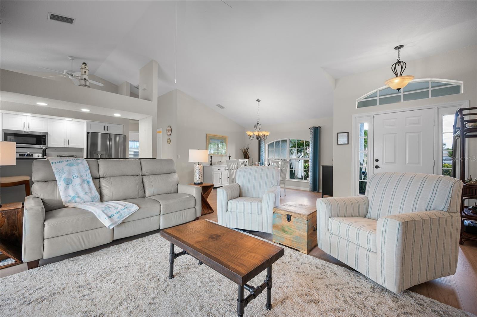 Image 9 of 59 For 27 Mariner Lane