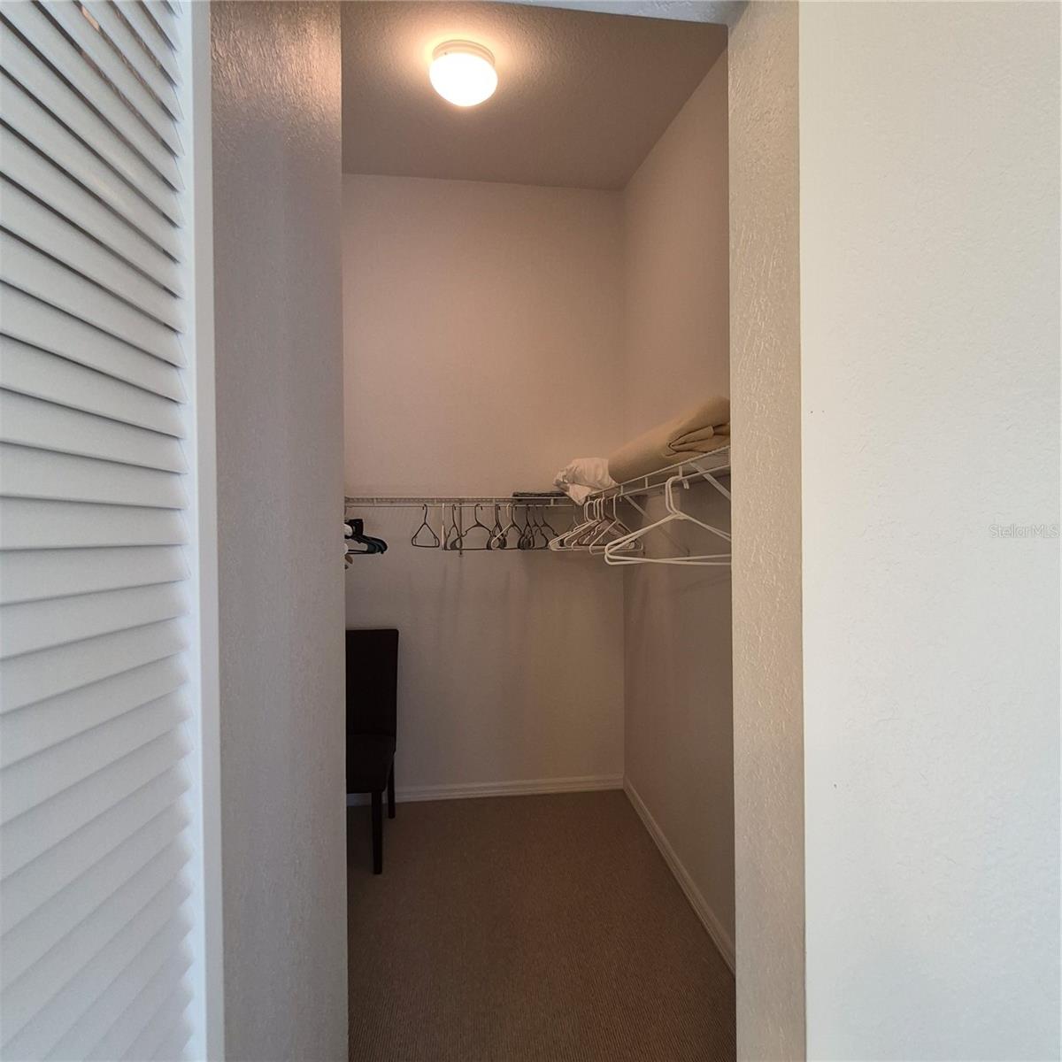 Image 40 of 87 For 14016 Willow Glen Court 212