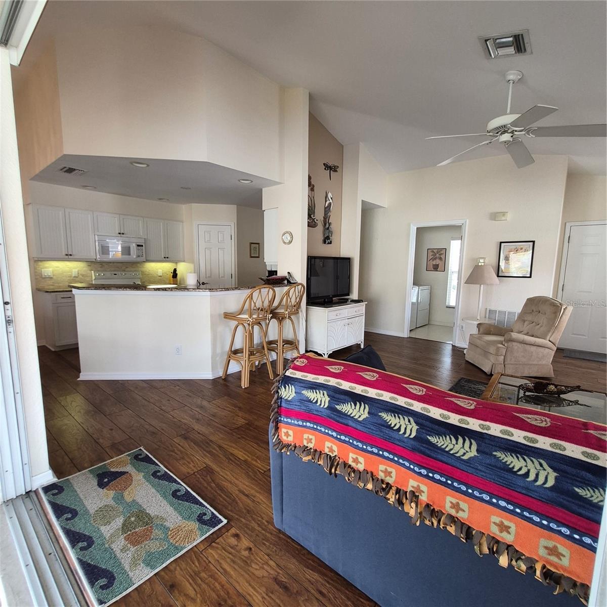 Image 66 of 87 For 14016 Willow Glen Court 212