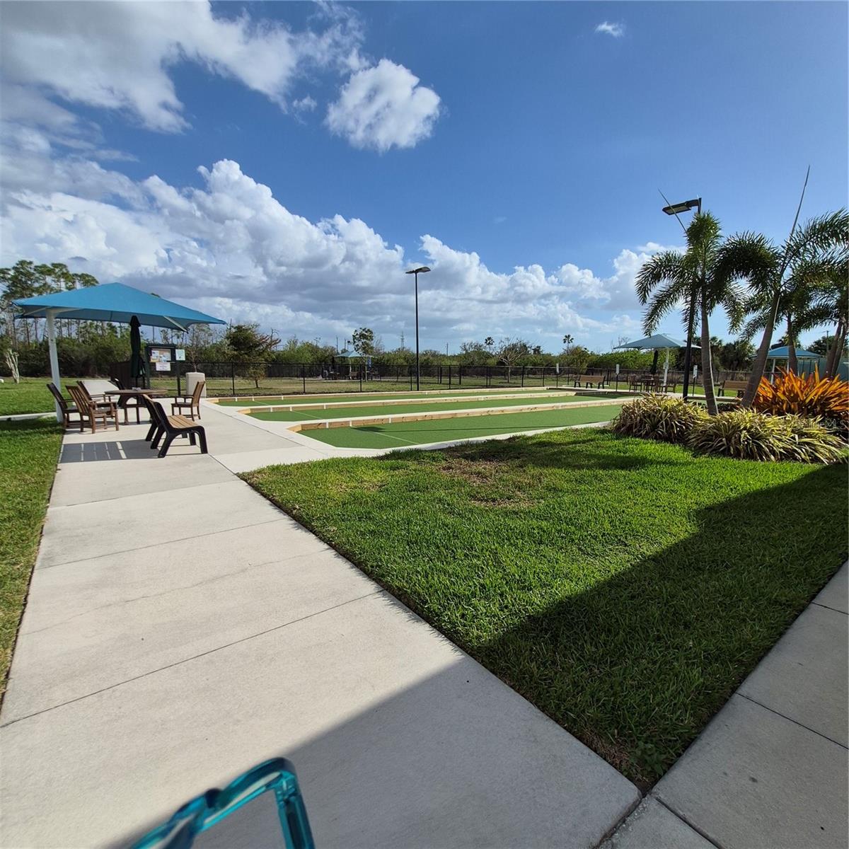 Image 86 of 87 For 14016 Willow Glen Court 212