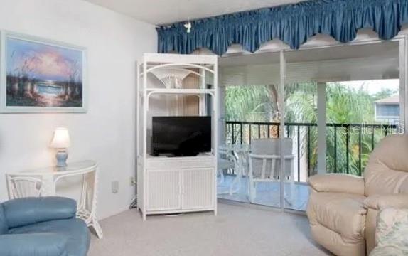 Image 5 of 6 For 16881 Davis Road 723