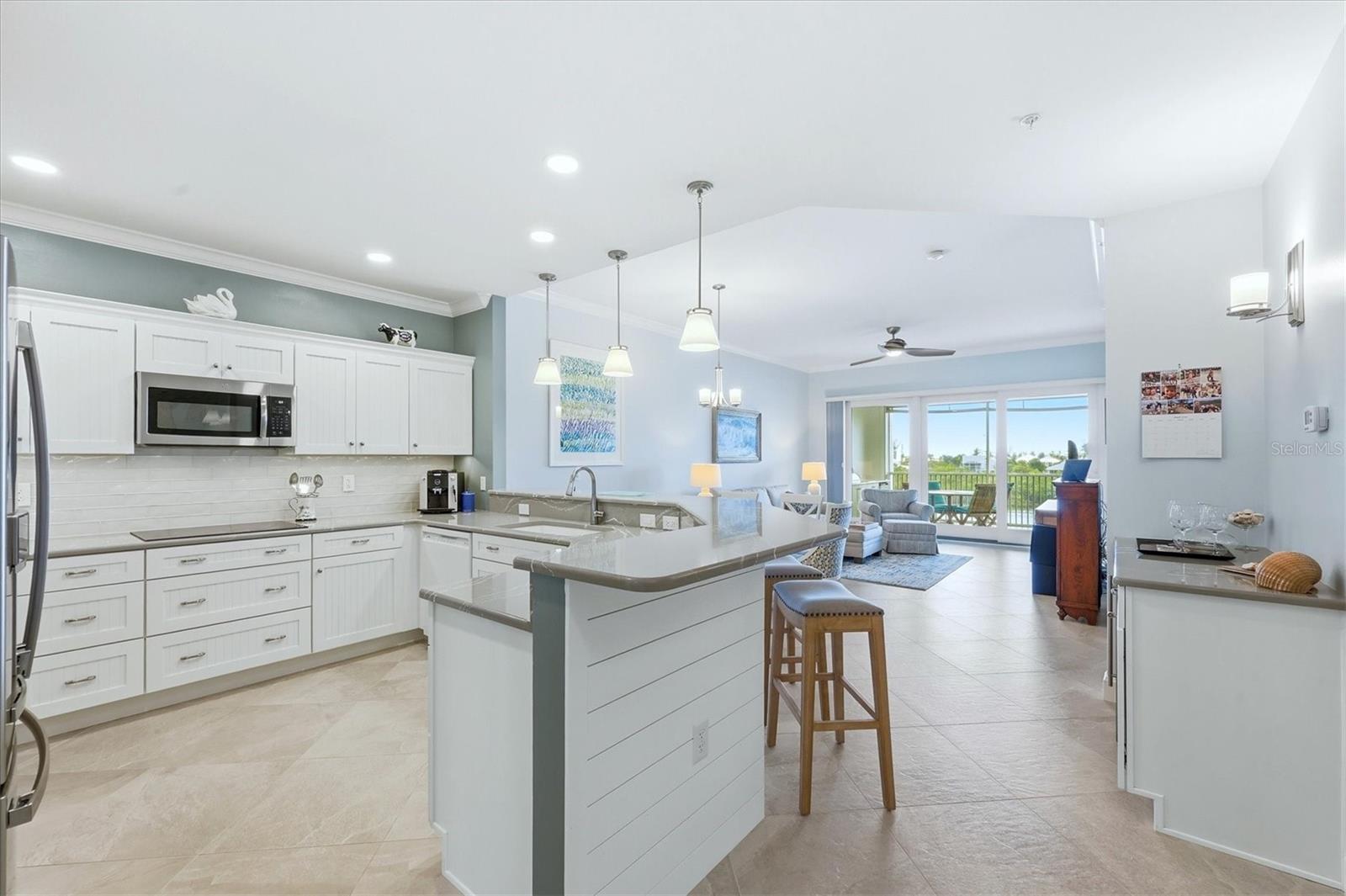 Image 17 of 69 For 11160 Hacienda Del Mar Boulevard D-303