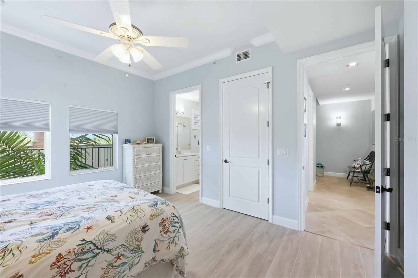 Image 32 of 69 For 11160 Hacienda Del Mar Boulevard D-303