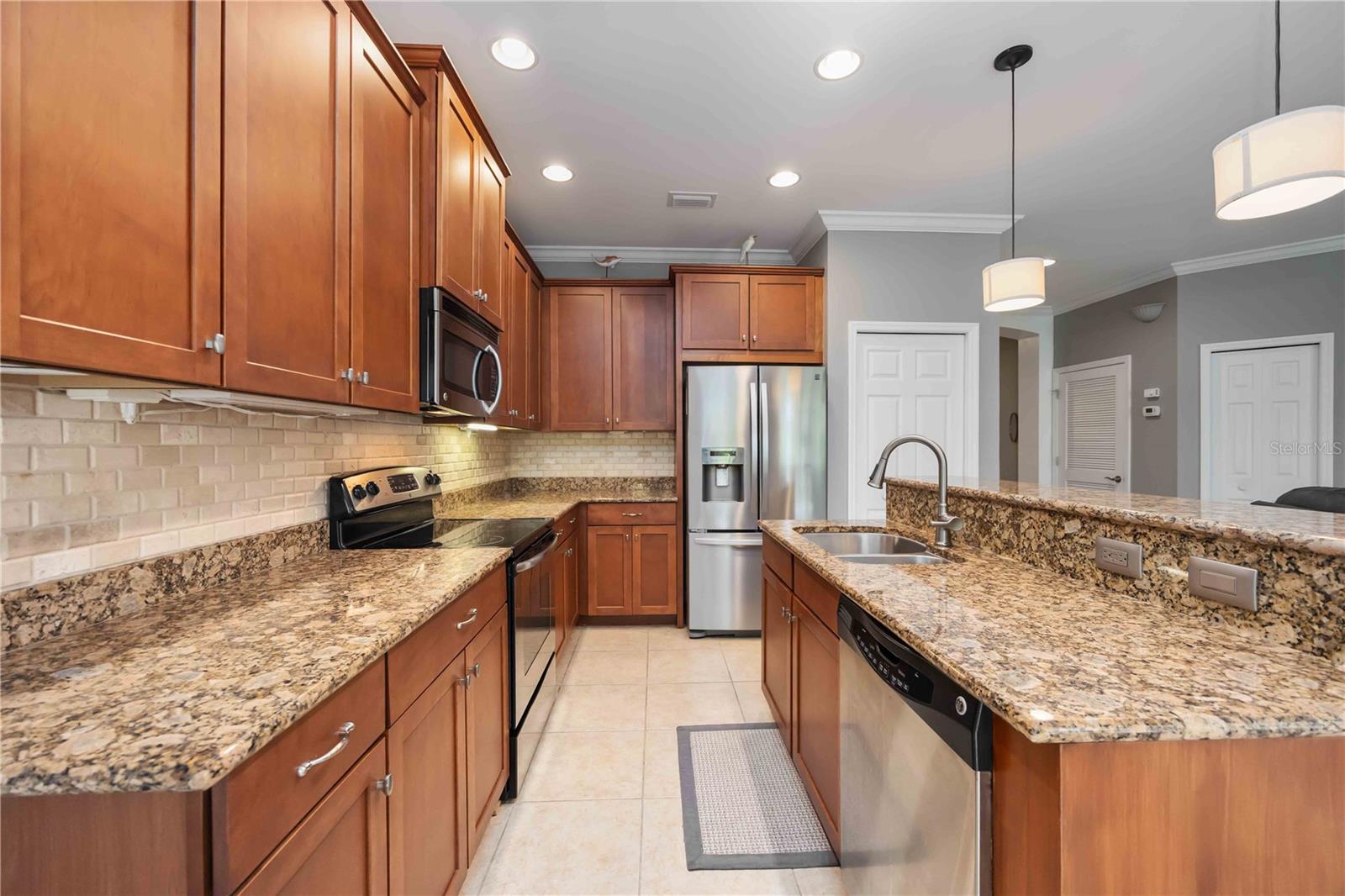 Image 15 of 67 For 9707 Nostalgia Place