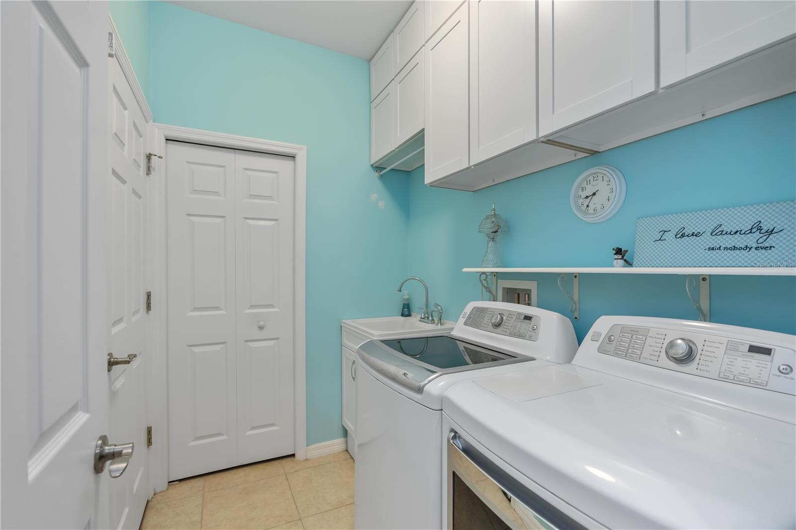 Image 34 of 67 For 9707 Nostalgia Place