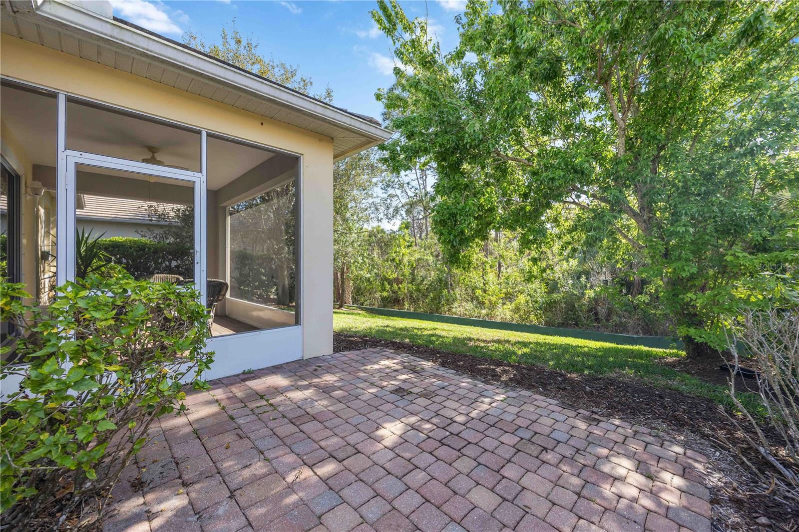 Image 38 of 67 For 9707 Nostalgia Place