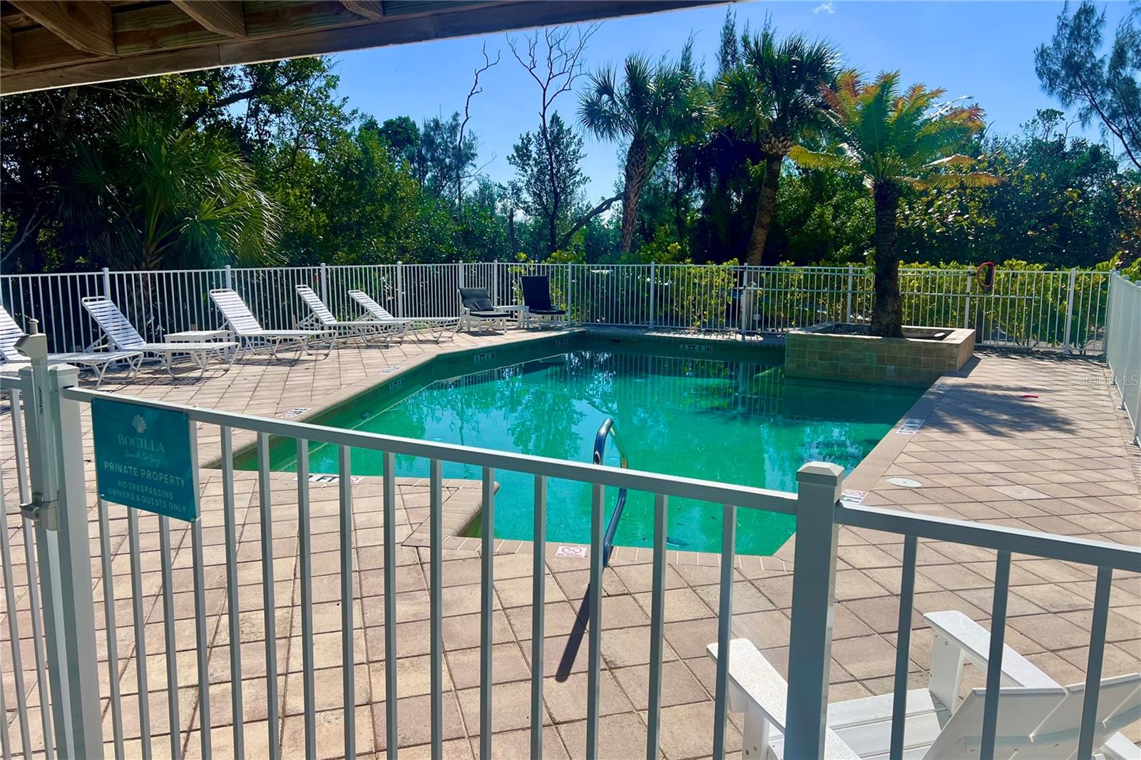 Image 11 of 12 For 430 Gulf Boulevard