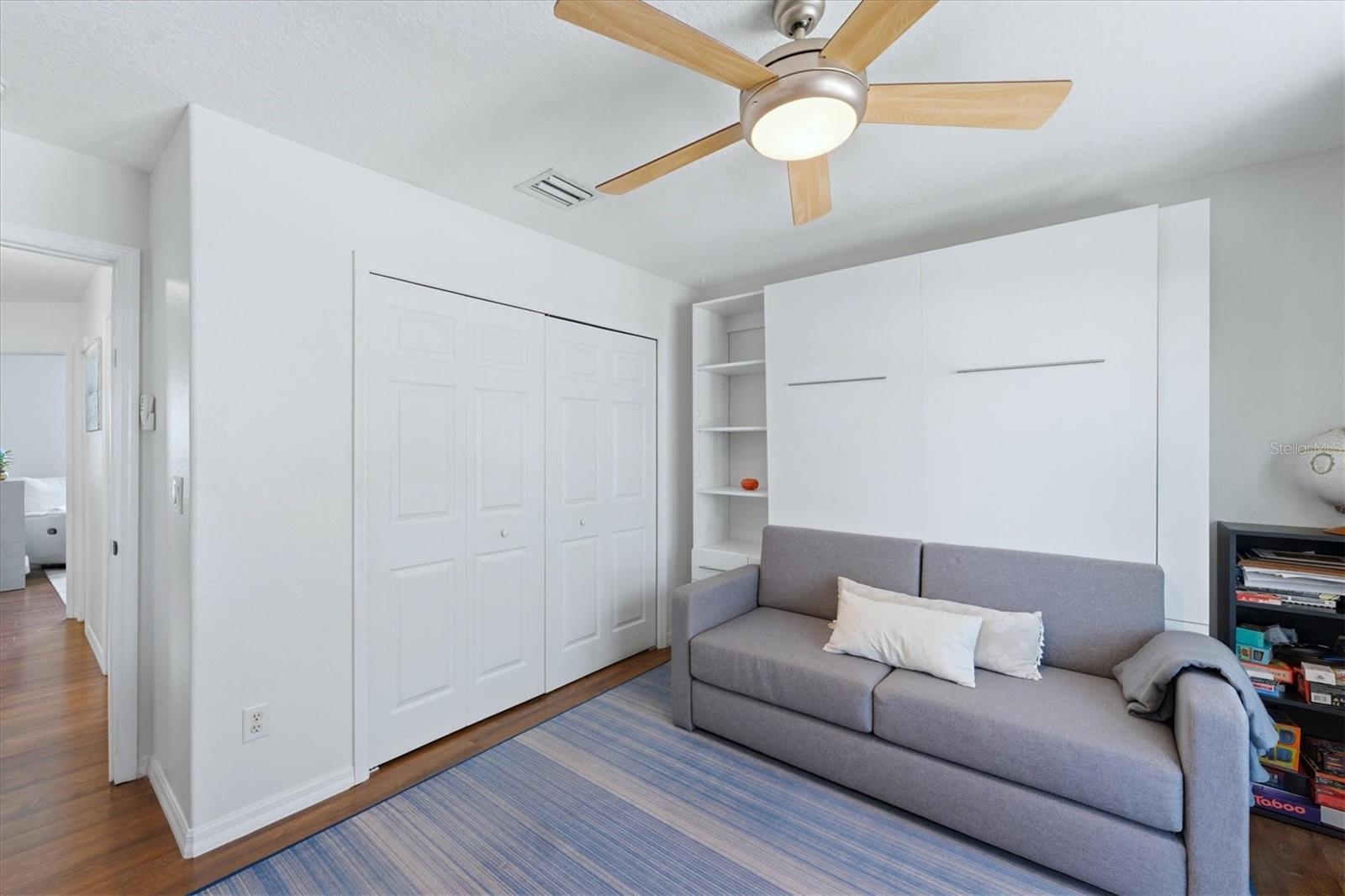 Image 33 of 53 For 236 15th Avenue Se