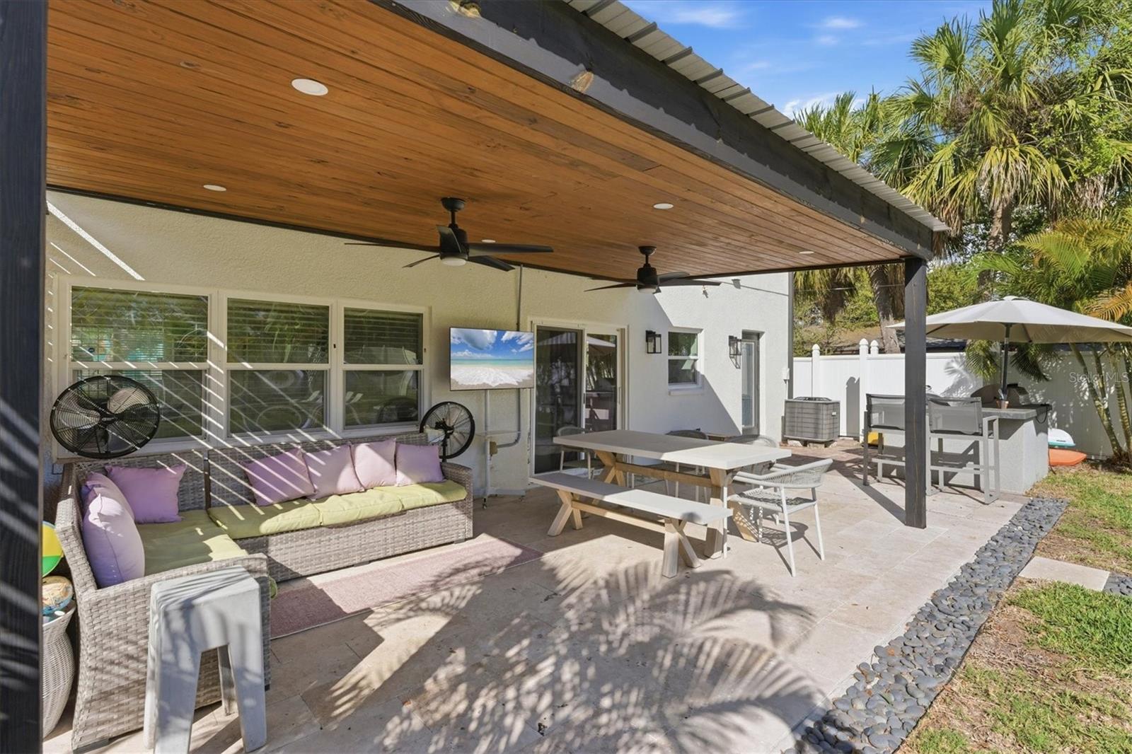 Image 42 of 53 For 236 15th Avenue Se