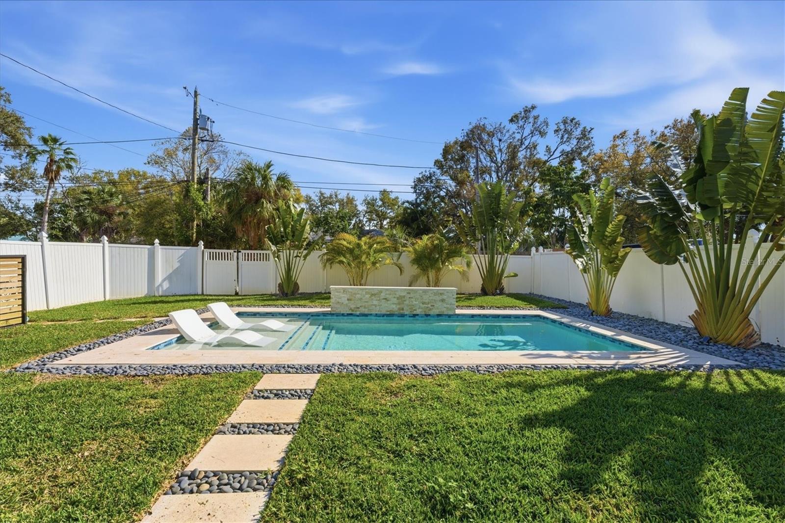 Image 45 of 53 For 236 15th Avenue Se