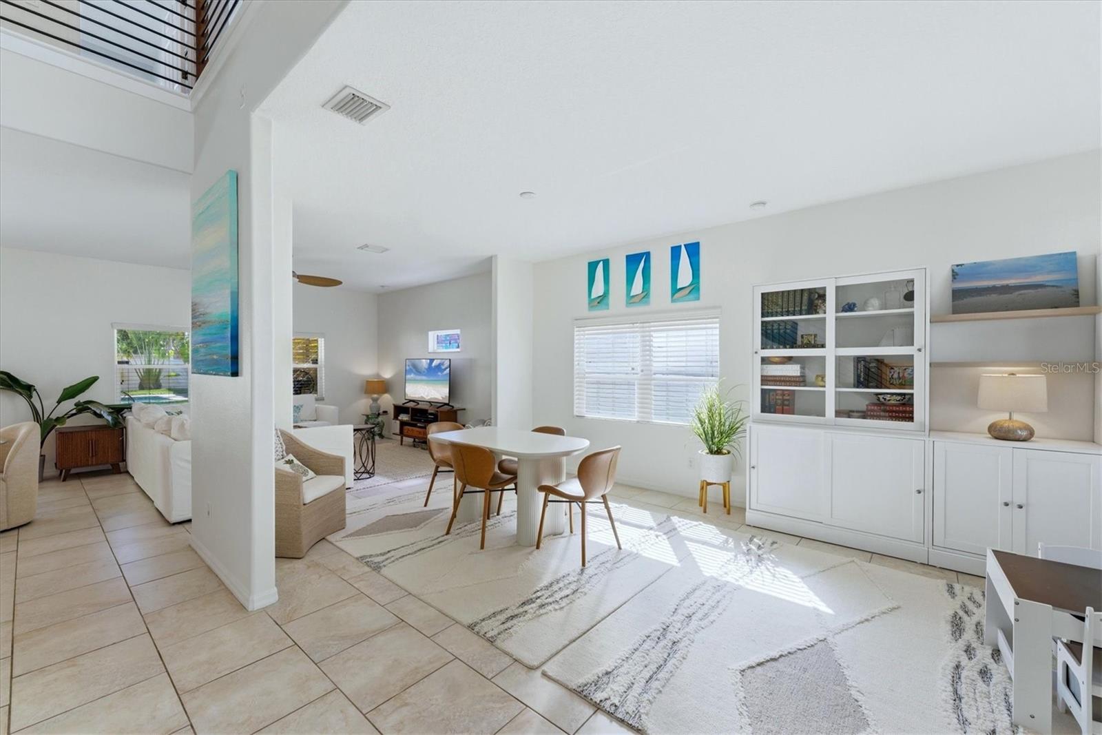 Image 5 of 53 For 236 15th Avenue Se