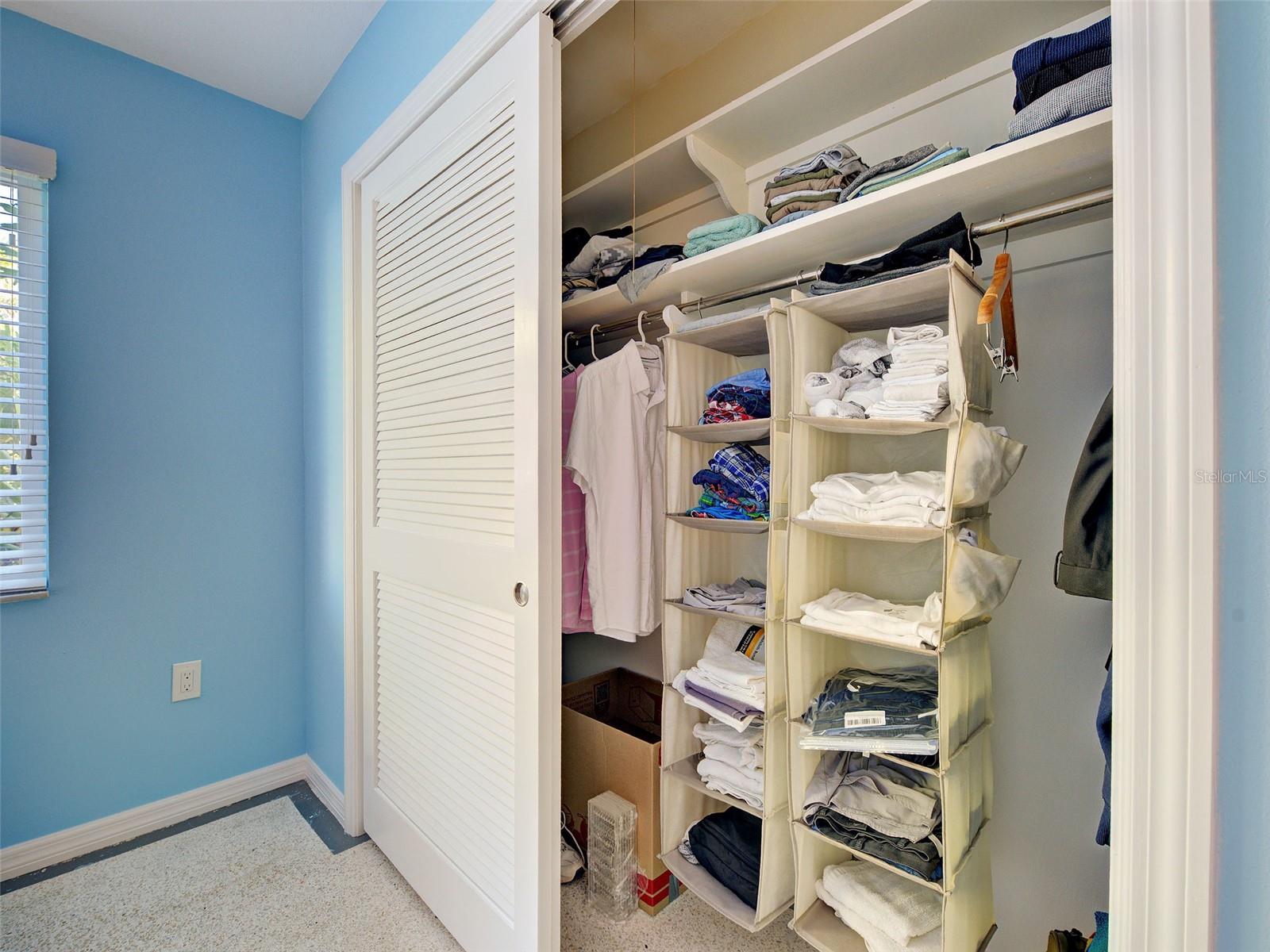 Image 22 of 47 For 836 Stewart Street