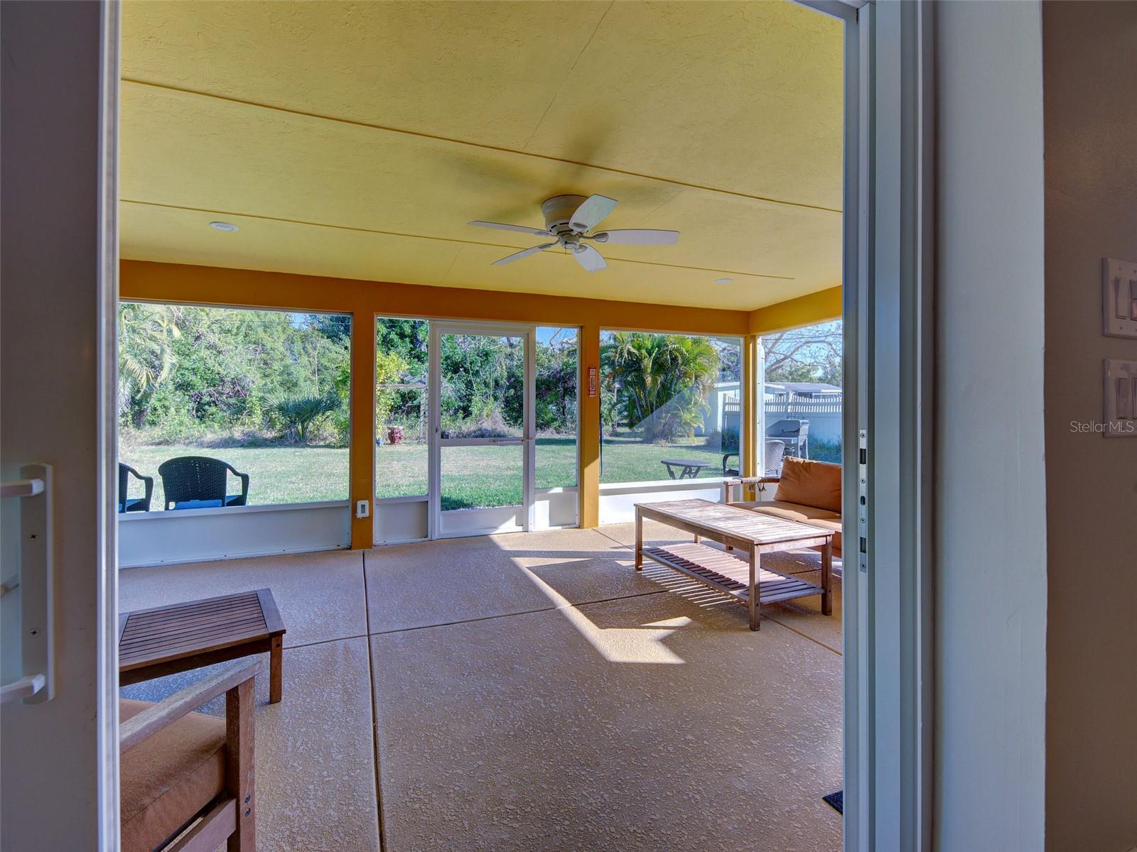 Image 35 of 47 For 836 Stewart Street