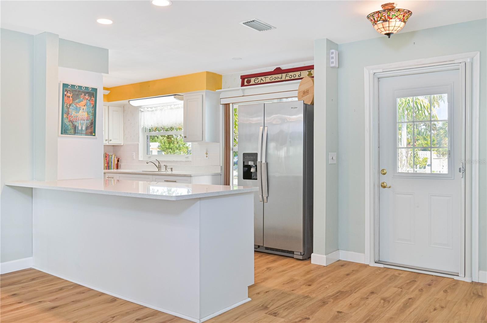 Image 10 of 36 For 5246 Sunnybrook Court