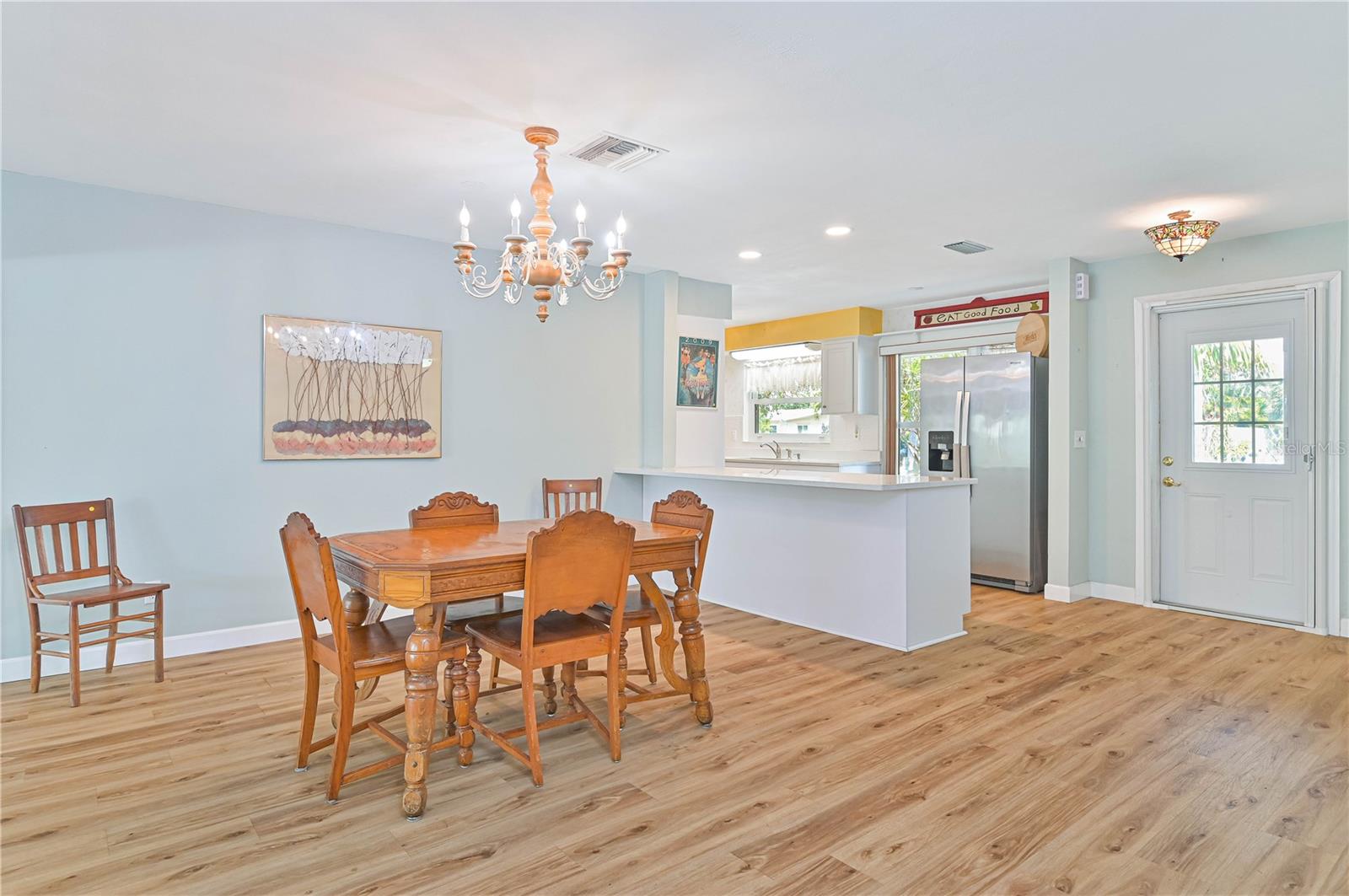 Image 13 of 36 For 5246 Sunnybrook Court