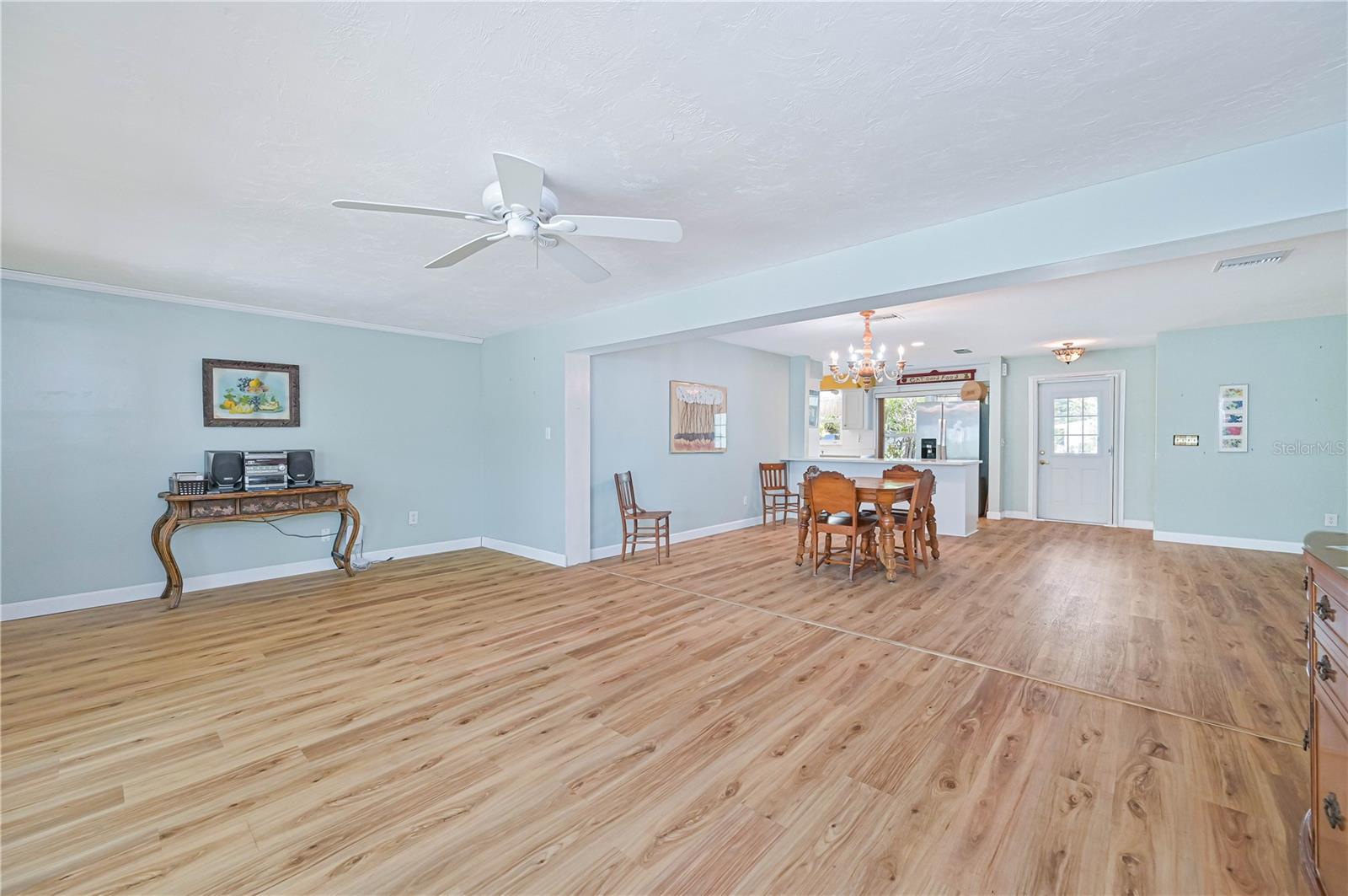 Image 17 of 36 For 5246 Sunnybrook Court