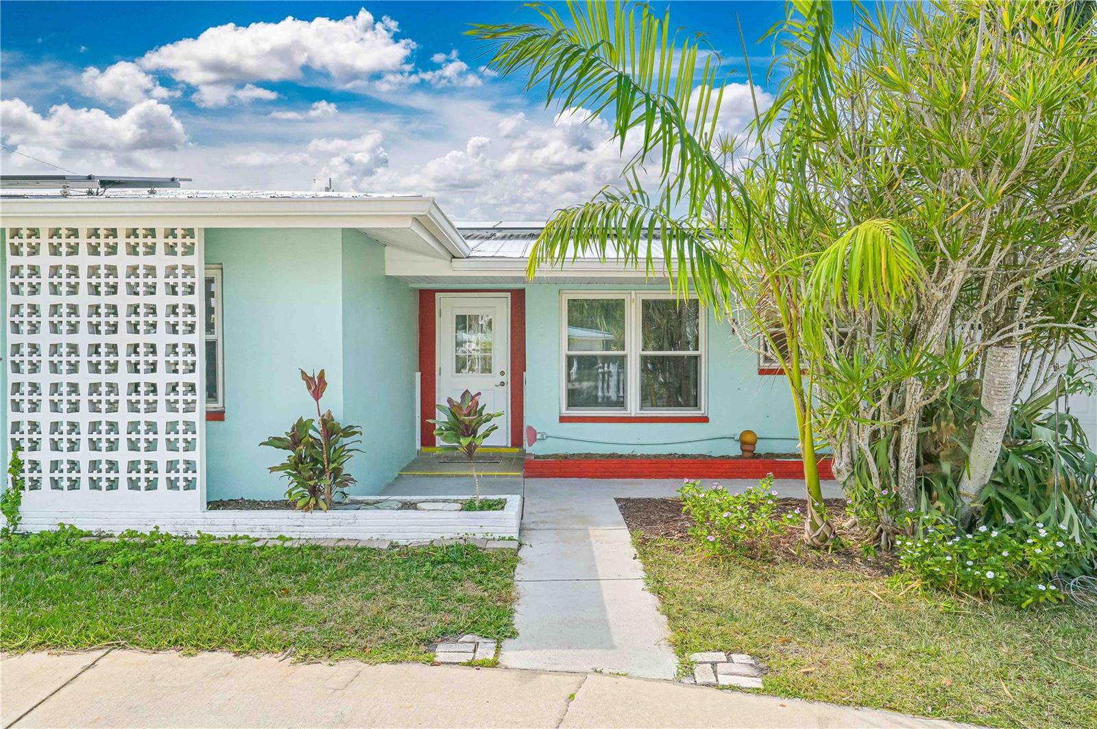 Image 3 of 36 For 5246 Sunnybrook Court