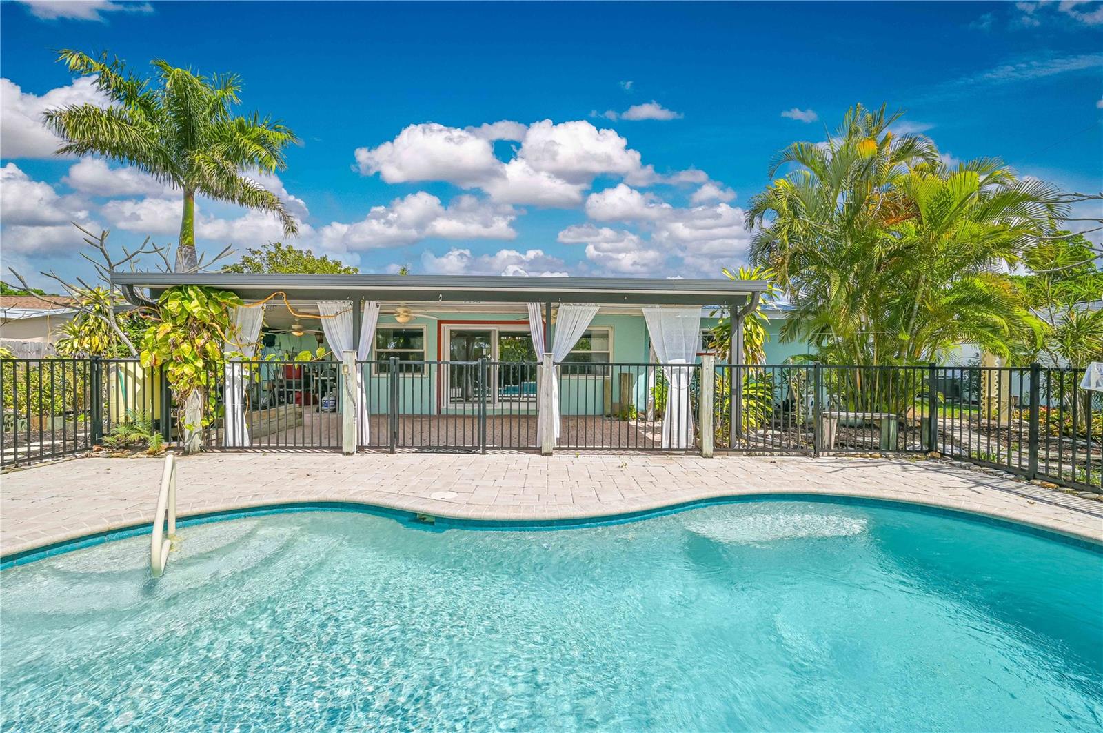 Image 30 of 36 For 5246 Sunnybrook Court