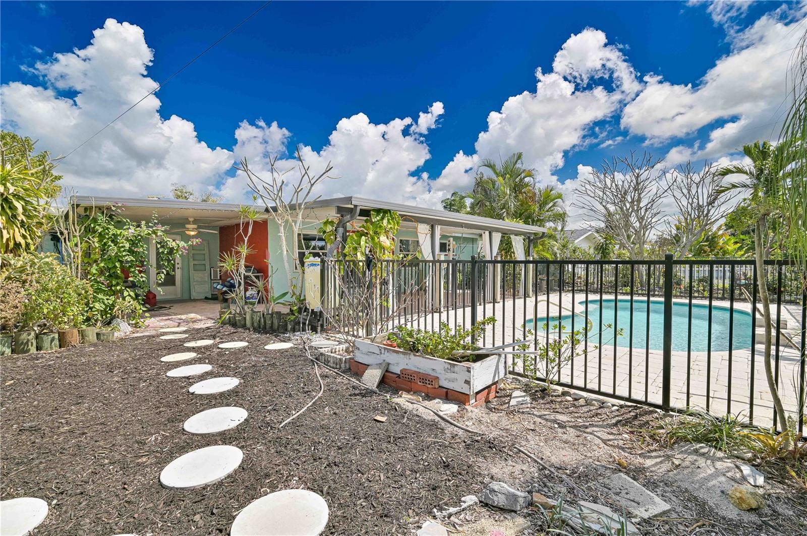 Image 32 of 36 For 5246 Sunnybrook Court