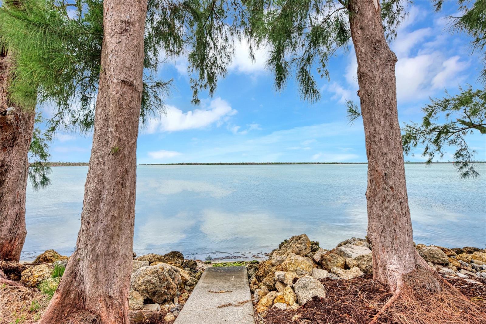 Image 23 of 28 For 7500 Park Pointe Drive 53