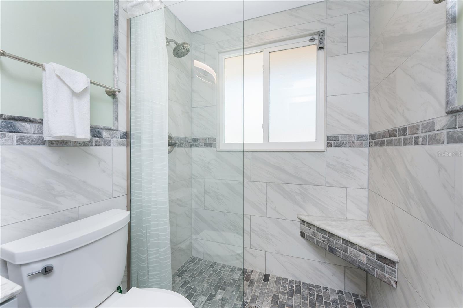 Listing photo id 29 for 1245 Gulf Boulevard