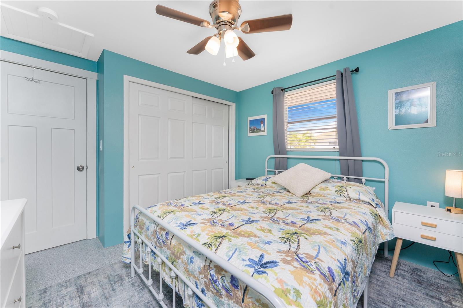 Listing photo id 32 for 1245 Gulf Boulevard