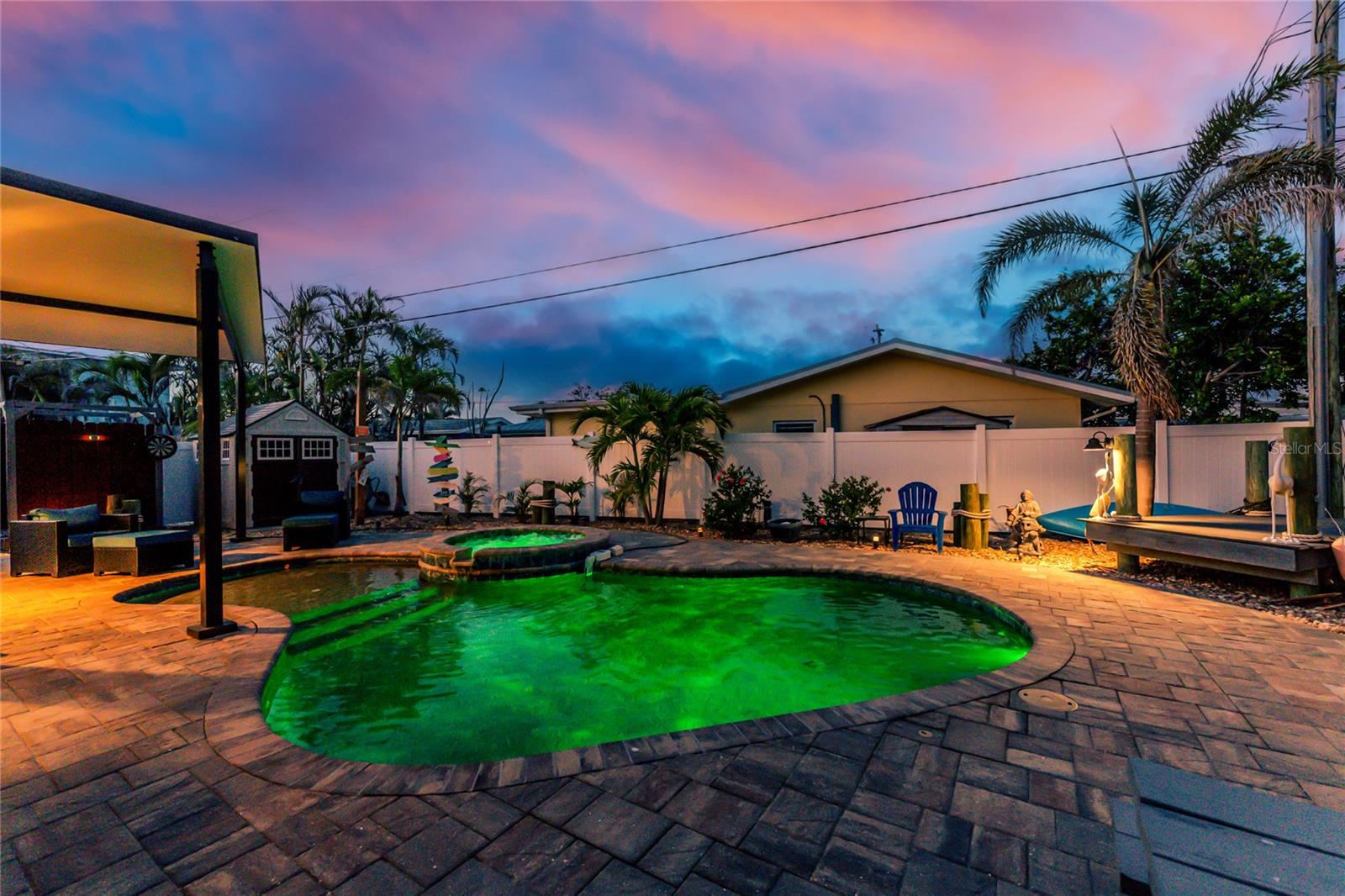 Listing photo id 34 for 1245 Gulf Boulevard