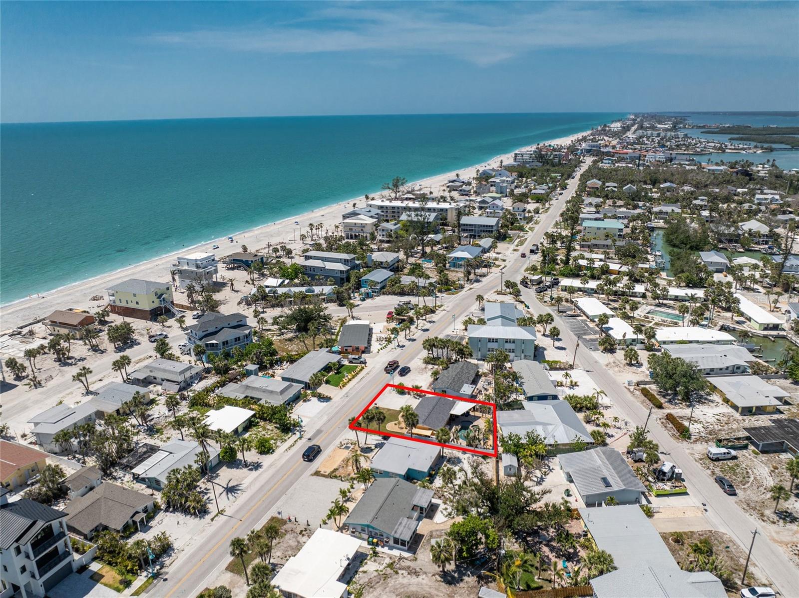 Listing photo id 64 for 1245 Gulf Boulevard