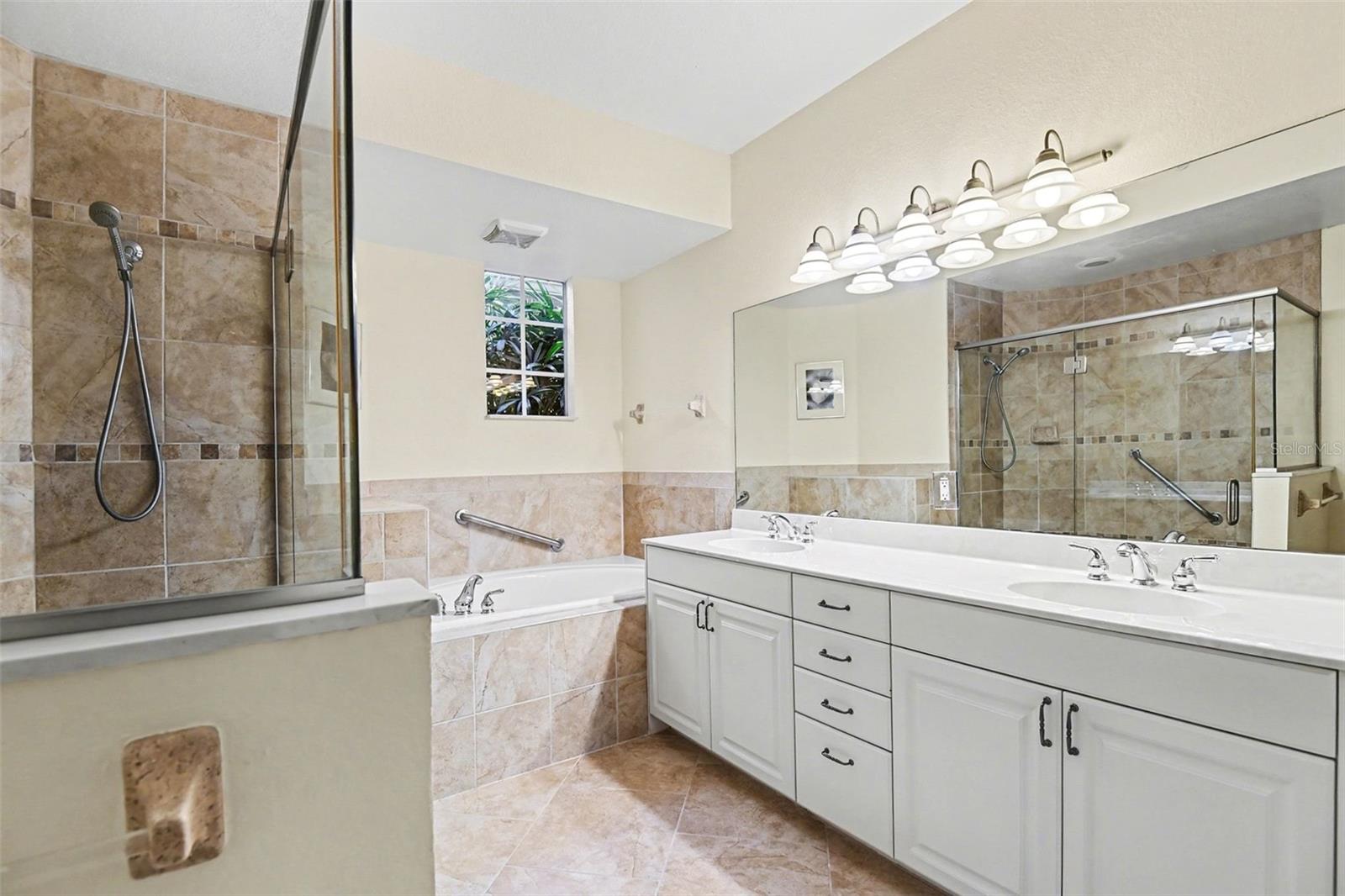 Image 17 of 66 For 4696 Club Drive 102