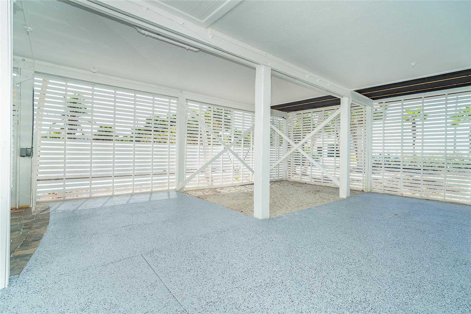 Image 11 of 90 For 230 Gulf Boulevard